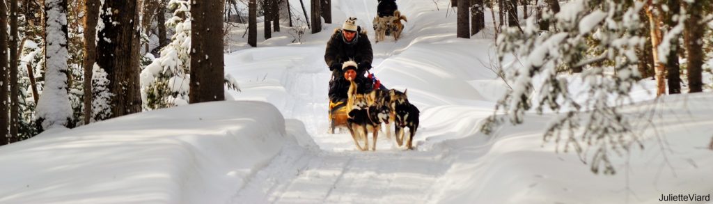 voyage-canada-motoneige-expedition-traineau